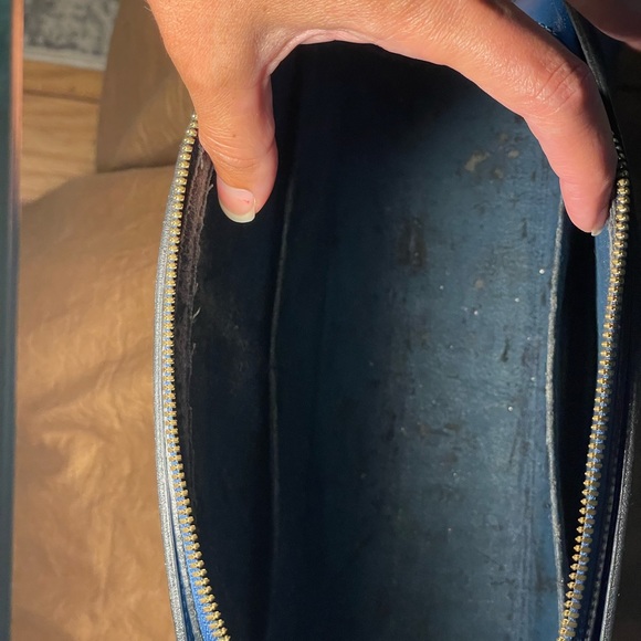 Louis Vuitton Pochette Cosmetique Leather Clutch - Picture 3 of 6